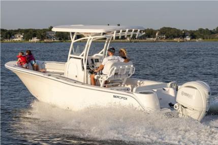 2026 Sea Fox 248 Side Console