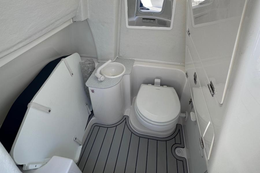 2026 Sea Fox 268 Commander