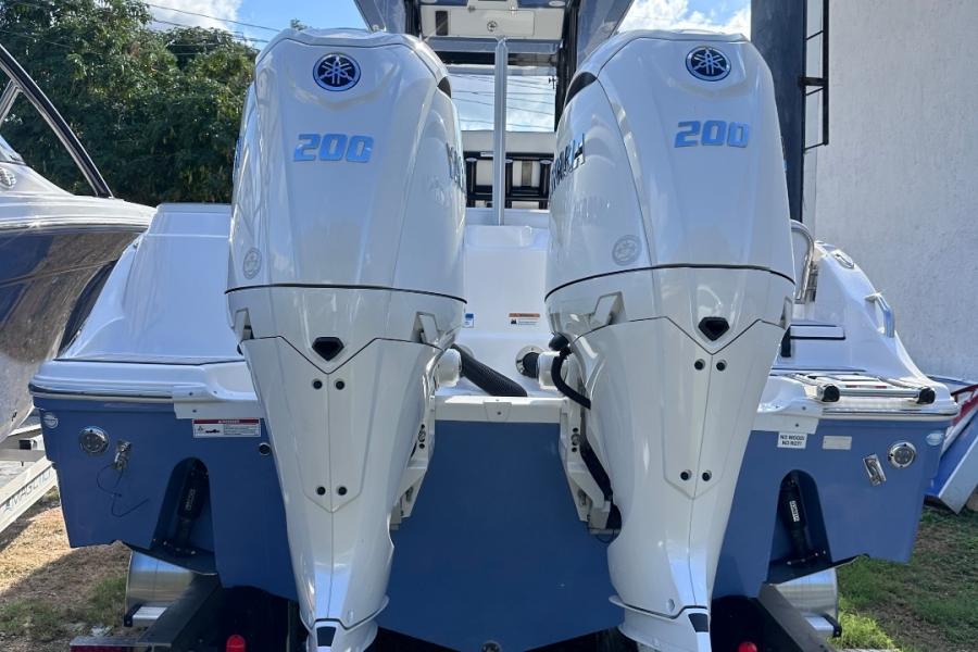 2026 Sea Fox 268 Commander